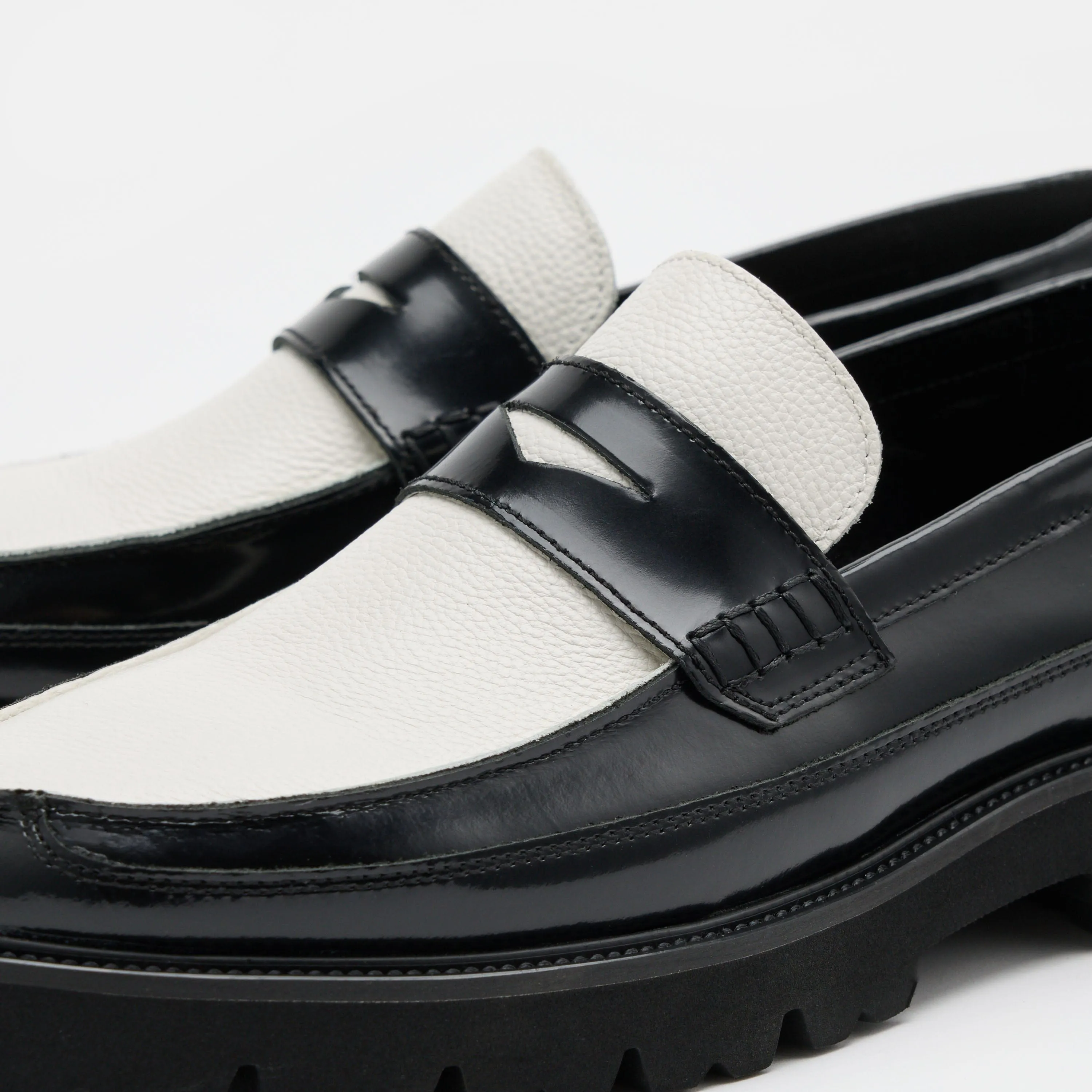 Adler Schwarz/Weiß Leder Penny Loafers