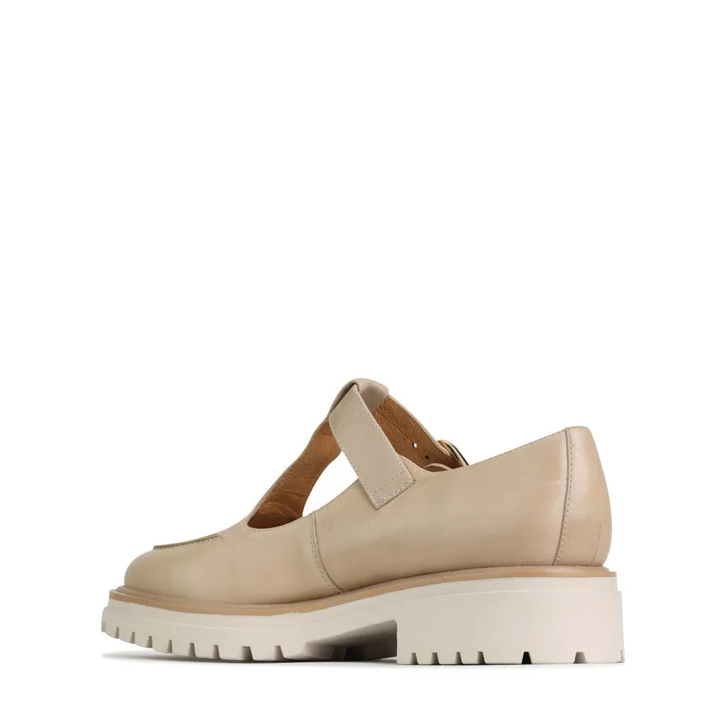 ANJA LEDER T-BAR LOAFERS