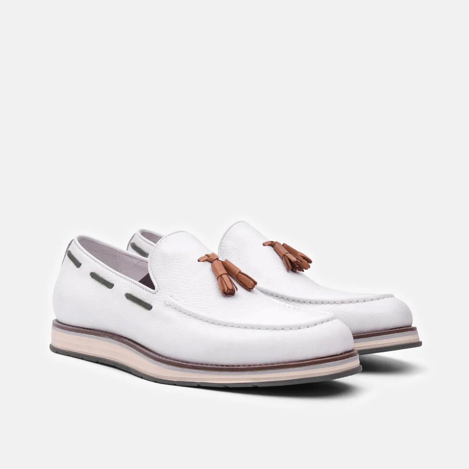 Apollo Weiße Leder-Slipper mit Quaste