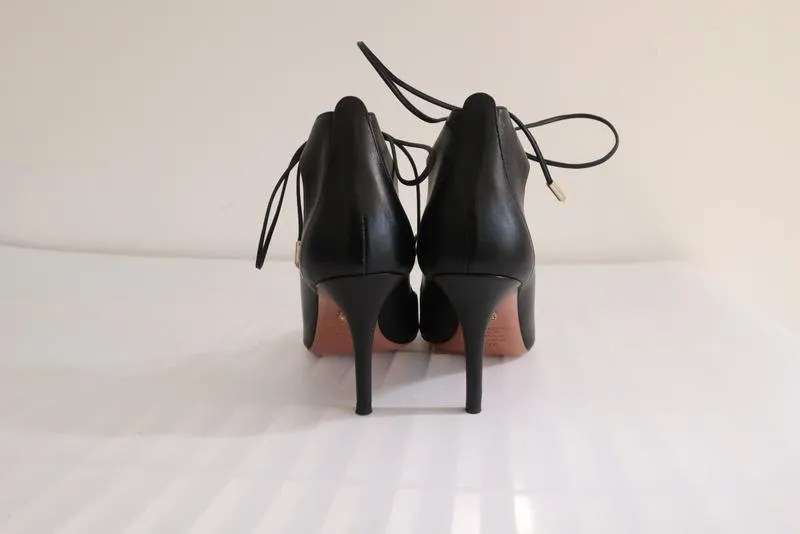 Aquazzura Schnürsandalen Christy Schwarz Leder Größe 36.5 Offene Zehen Absatz