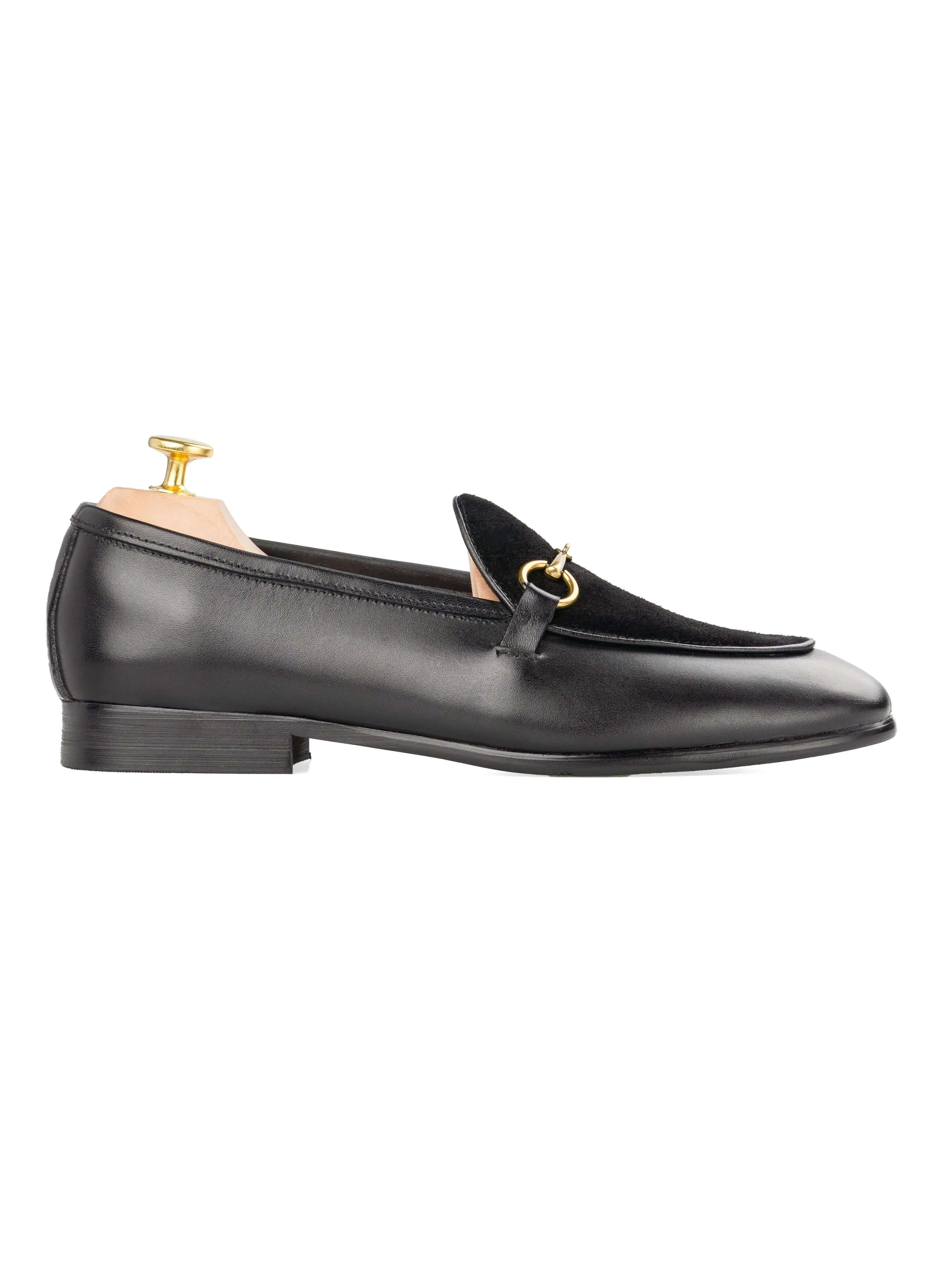 Belgischer Loafer mit Pferdebit-Verschluss - Vollständig in Schwarz & Wildleder (Goldener Verschluss)