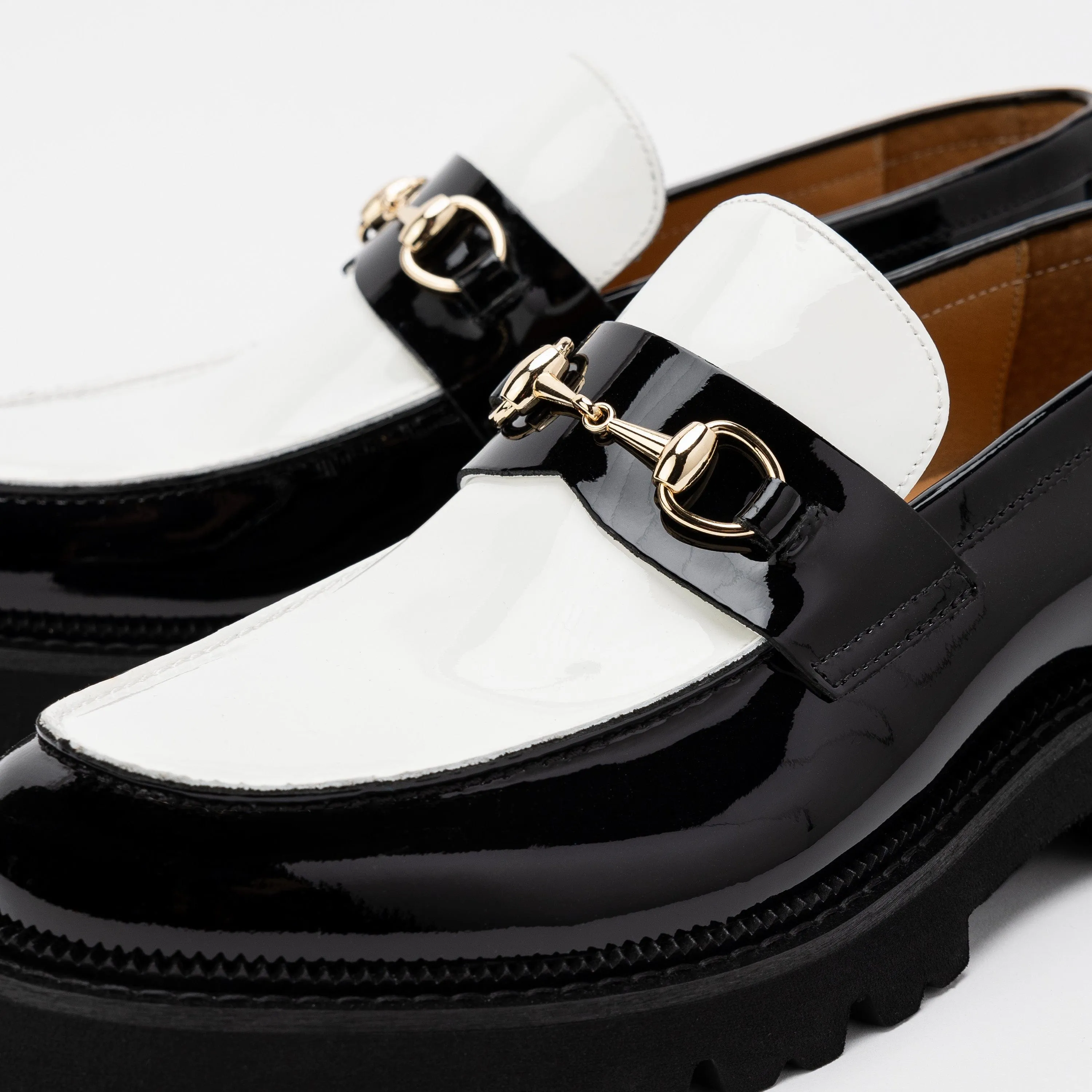 Blake Schwarz/Weiß Lackleder Lug Bit Loafers