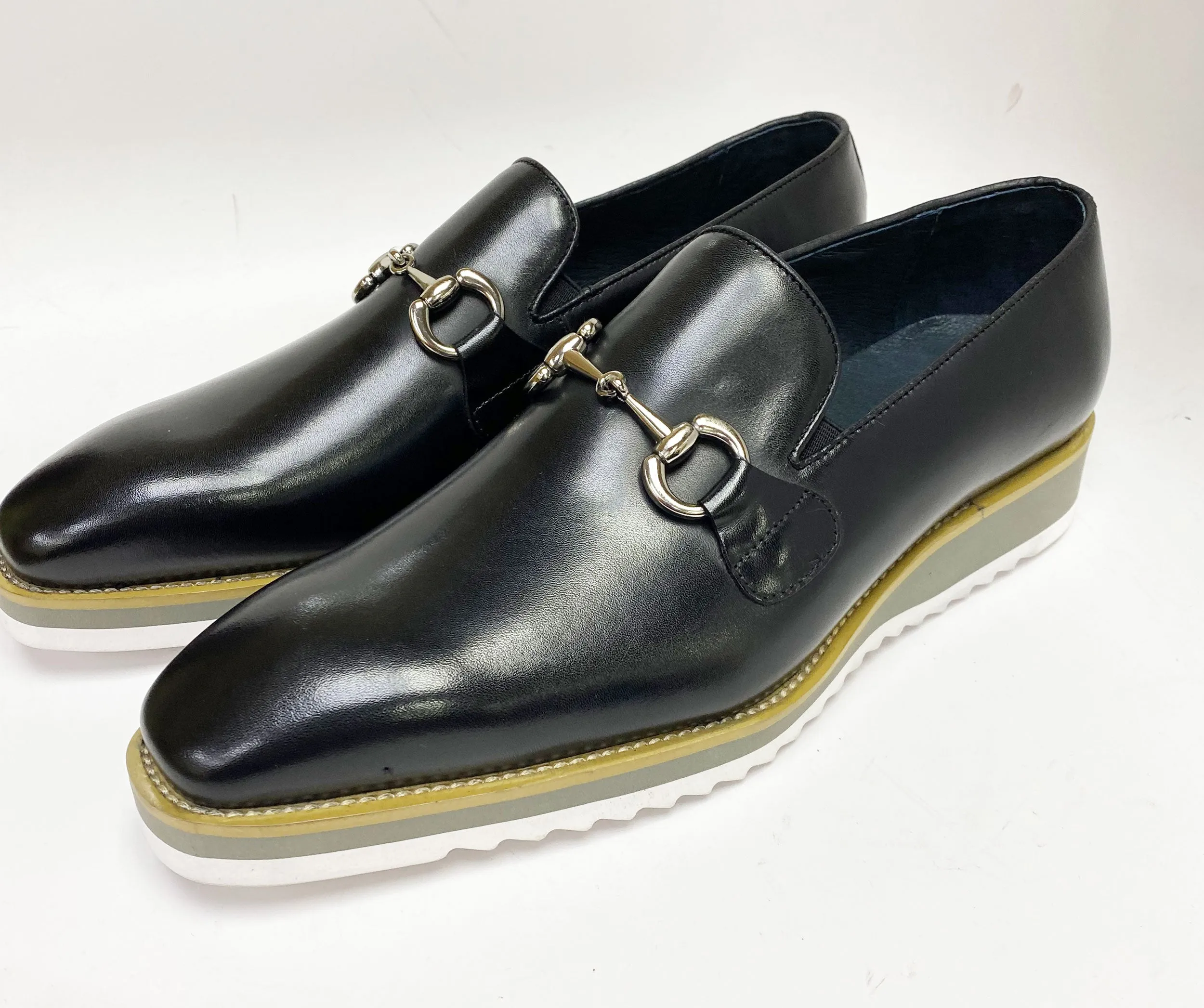 Kalbsleder-Hufeisen-Slipper Schwarz