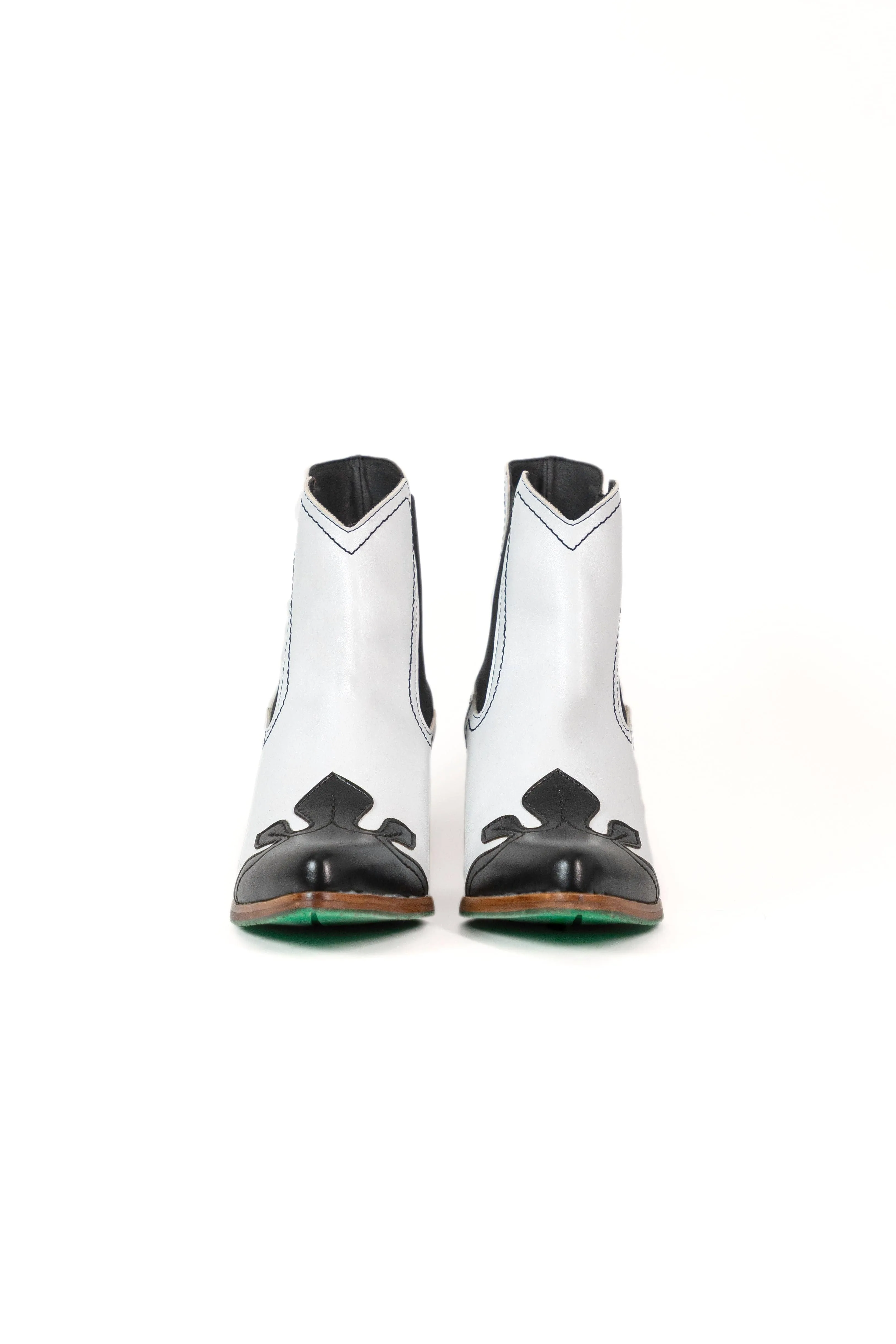 Duke Vegan Apple Leather Chelsea Cowboy Boots | Schwarz & Weiß