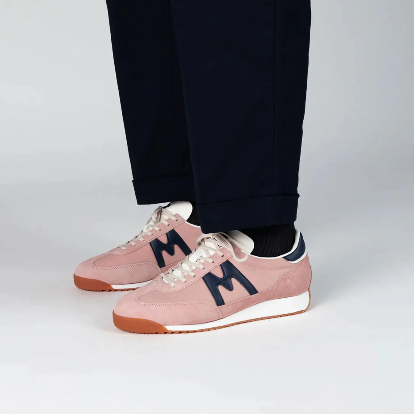 Karhu Damen Mestari Trainer Cameo Rose / Dress Blues