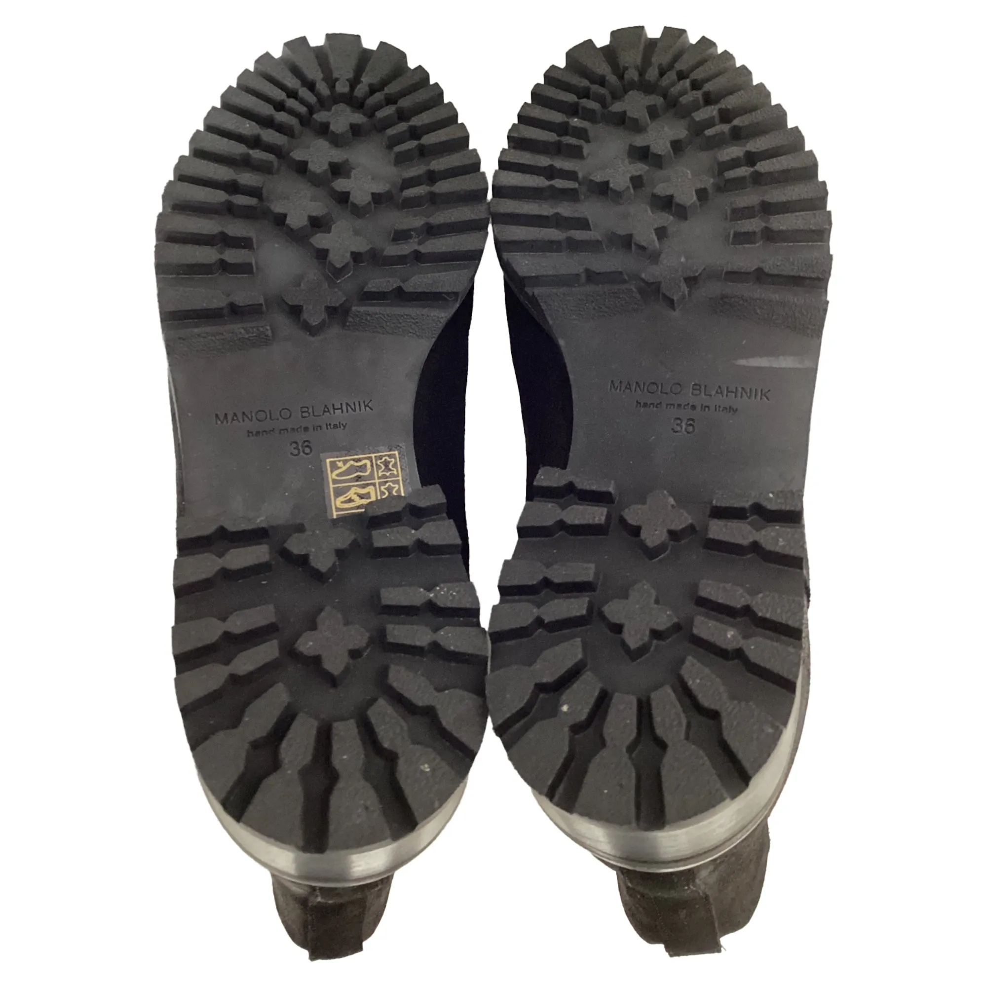 Manolo Blahnik Chelata Chelsea-Stiefel in schwarzem Wildleder