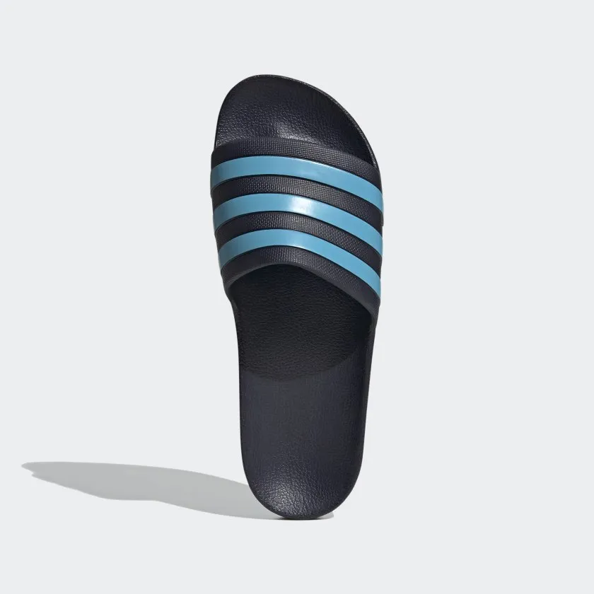 Herren Adilette Aqua Slides von adidas Hey Dude Schuhe