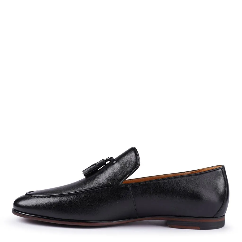 Nathan Black Geschliffene Loafers