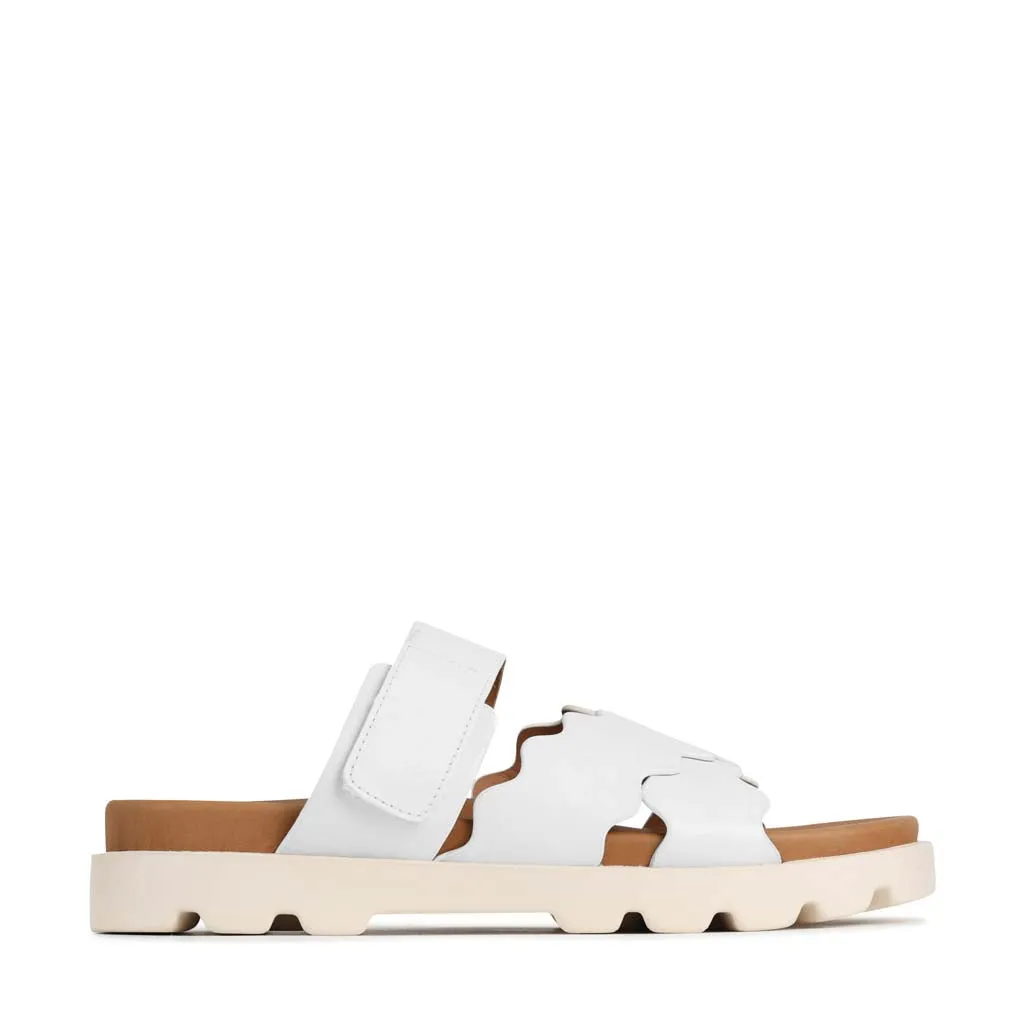 NISSA LEDER-SLIDES SANDALEN