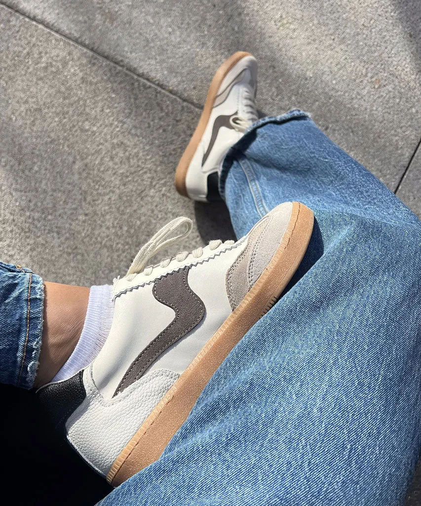 HINWEIS SNEAKERS WEIß GRAU LEDER