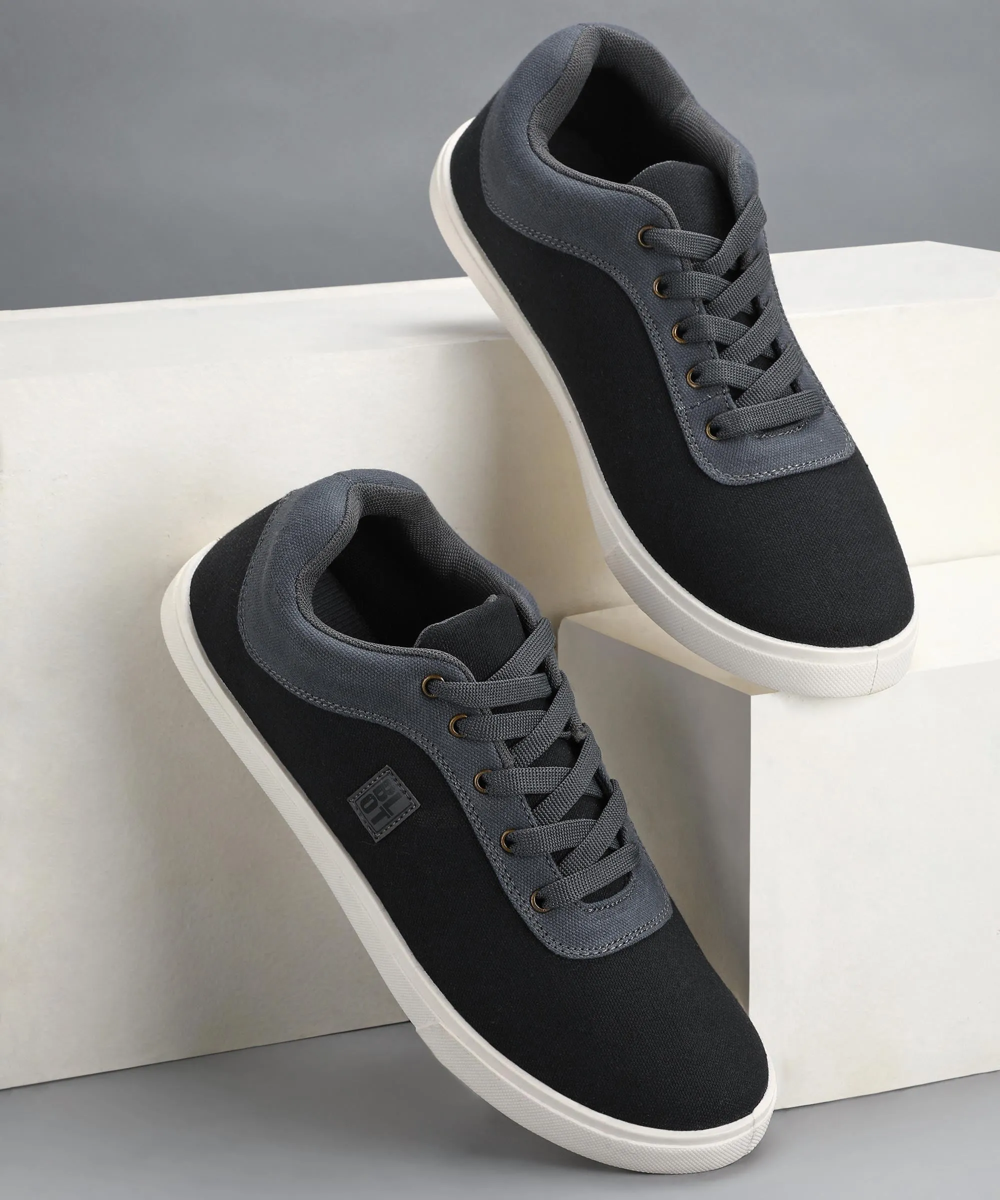 Paragon K1018G Herren Freizeitschuhe | Stilvolle Outdoor-Schuhe zum Spazierengehen für den Alltag | Schickes & Trendiges Design | Bequeme gepolsterte Sohlen Weiß