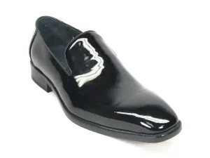 Glänzender Lack-Slip-On-Loafer Schwarz