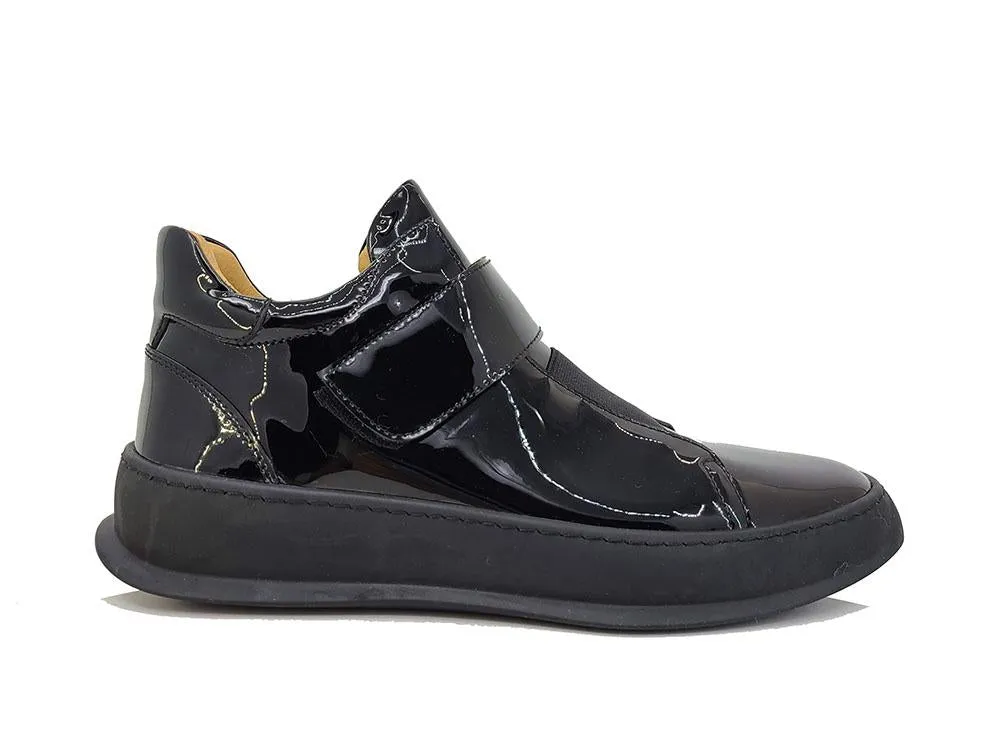 Glänzender Kalbsleder-Hochschuh Schwarz