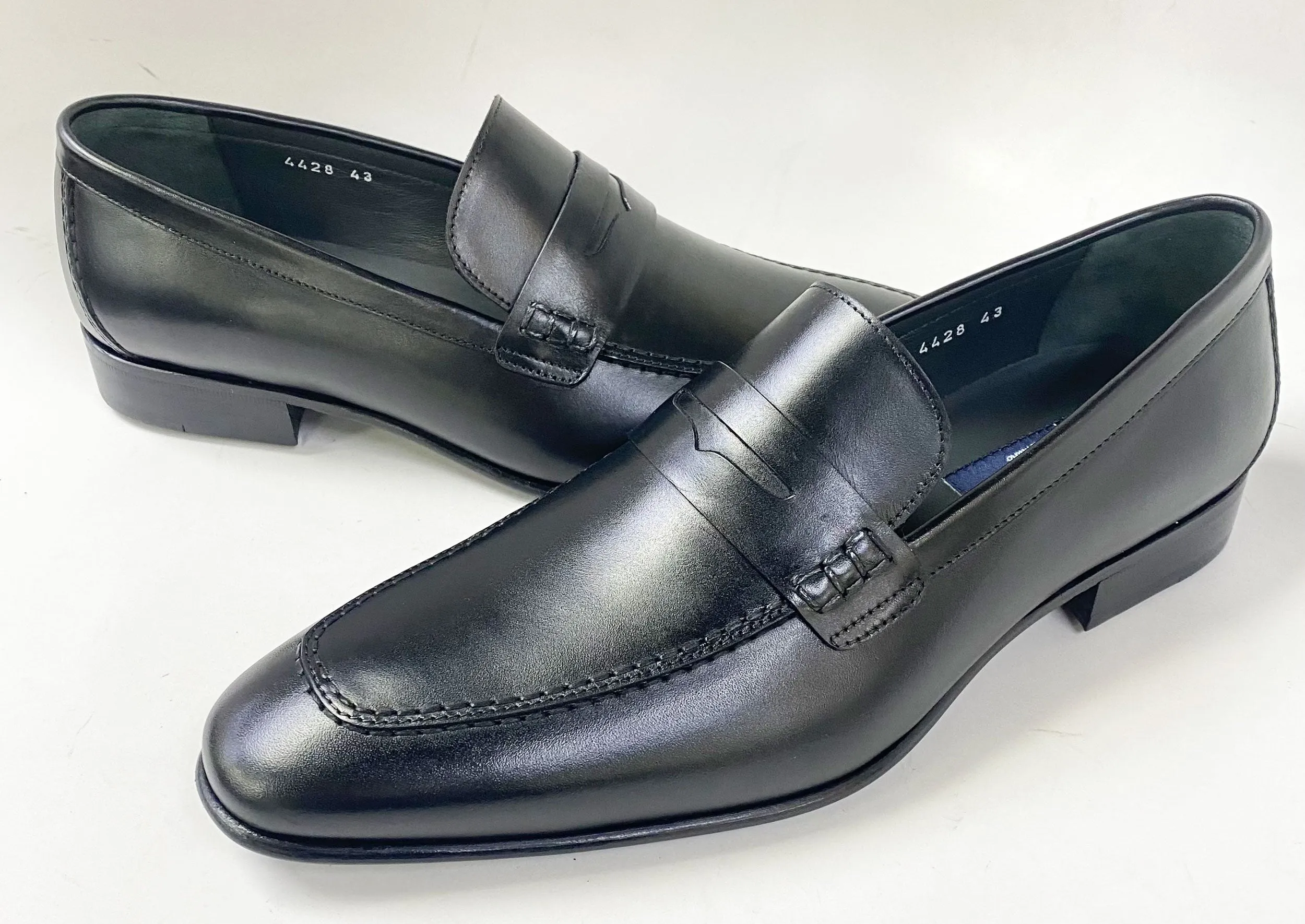 Stil: 4428-Penny-Black