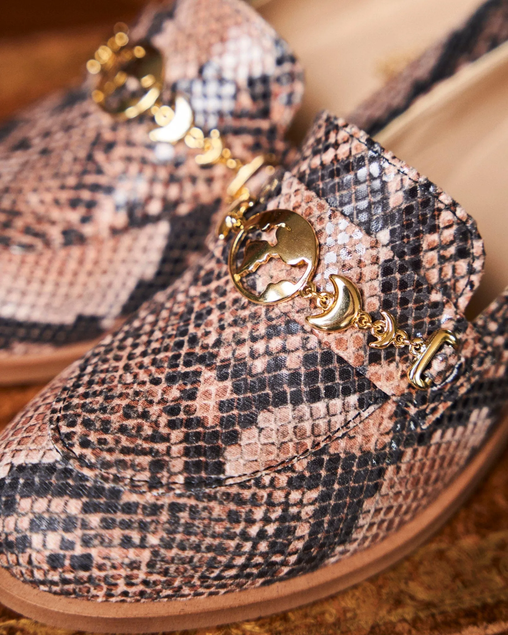 Symbol Vegane Getreide-Leder-Loafer | Schlange