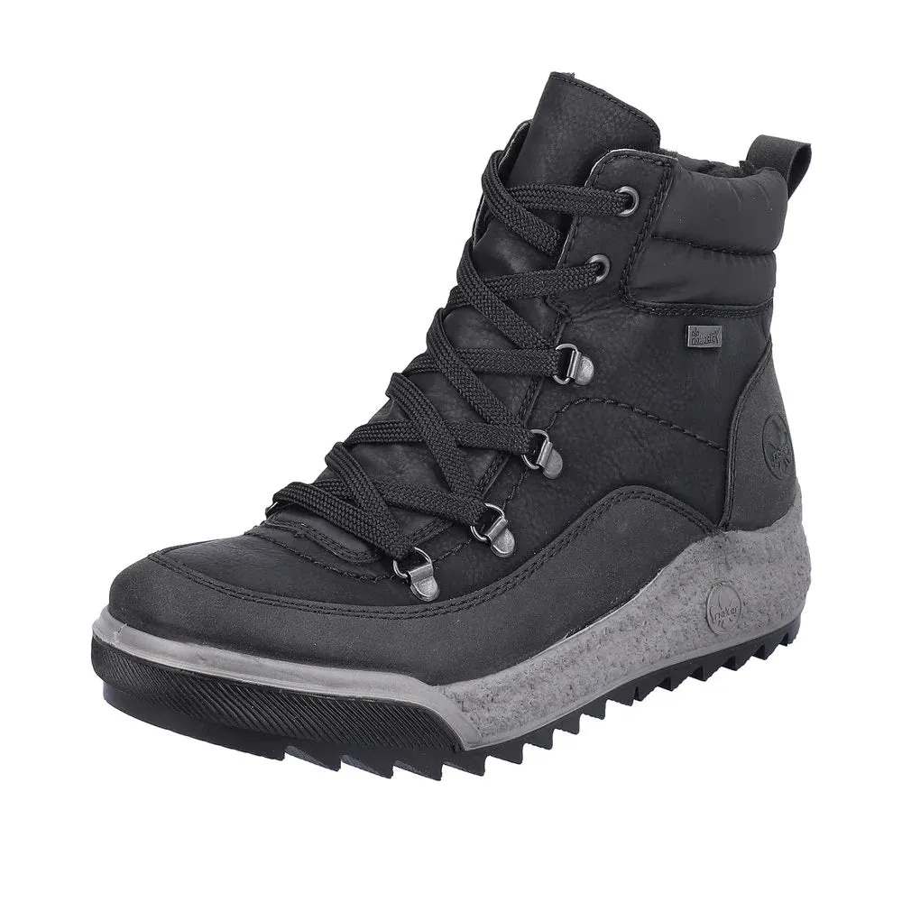 Damenmodell Y4712